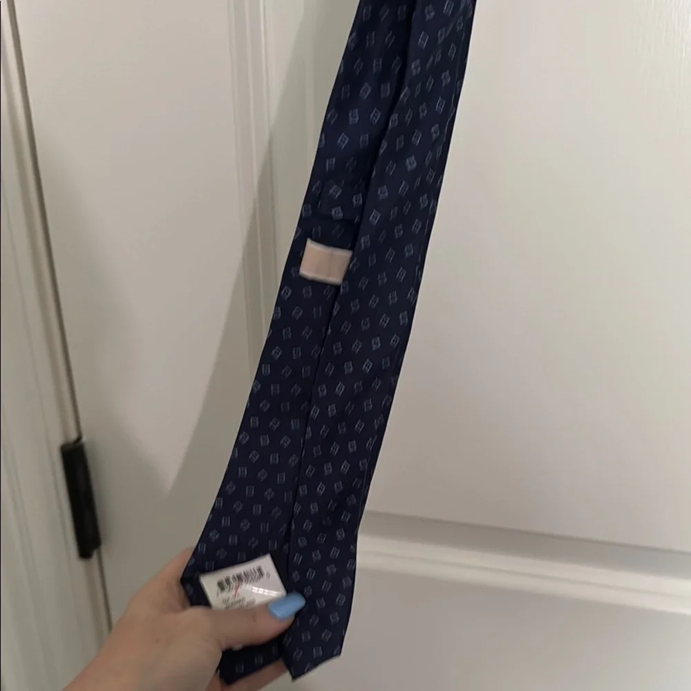 NWT Michael Kors Blue Patterned Tie